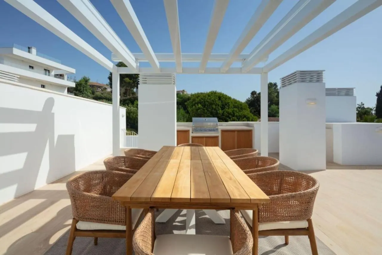 Luxury 3Bed Penthouse - Estepona 0*,  Španělsko