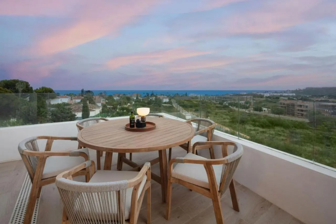 Luxury 3Bed Penthouse - Estepona 0*,  Španělsko